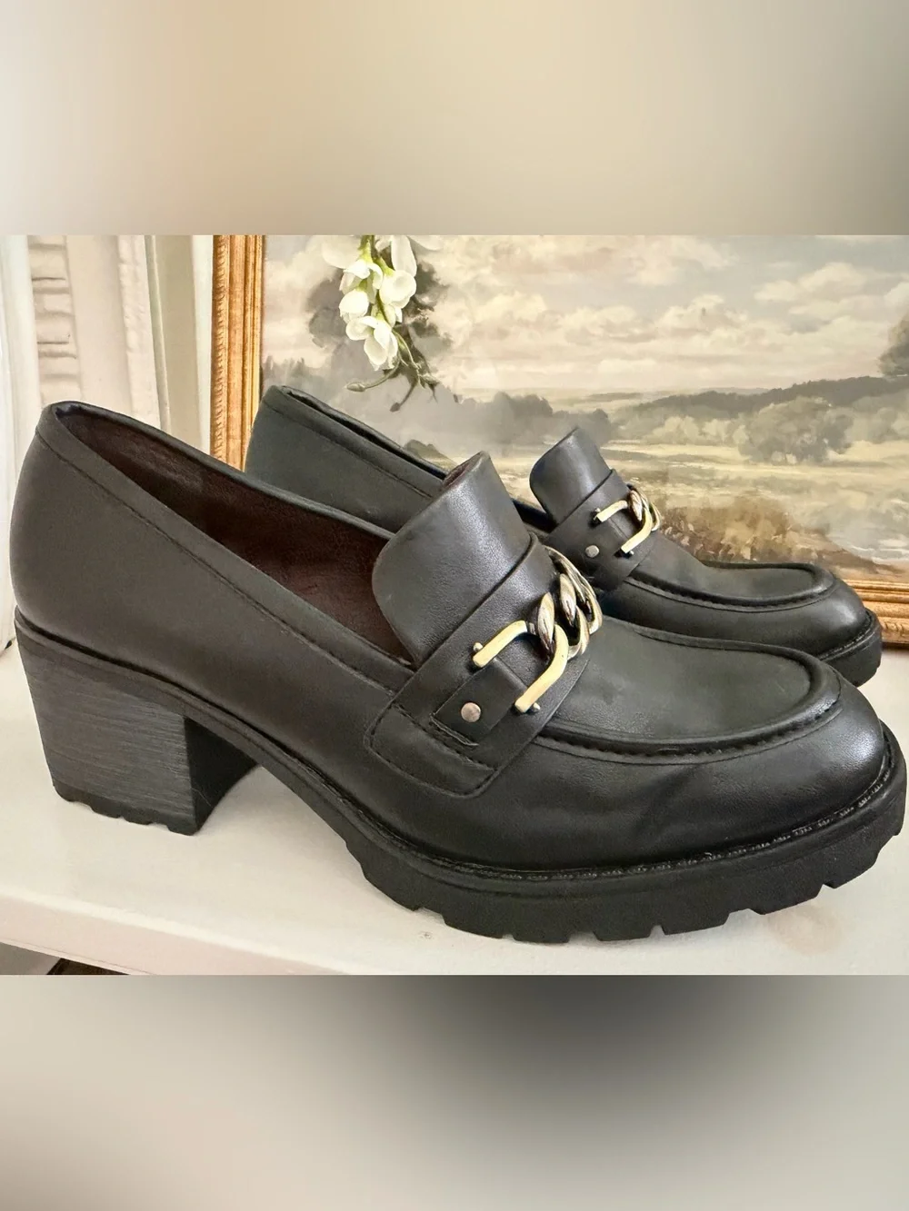 White Mountain Black Leather Chain-Trim Loafers